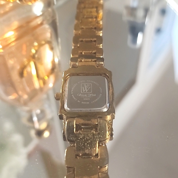 Victoria Wieck Watch - Picture 3 of 6